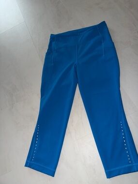 lululemon athletica Blue Cropped Leggings with Side Stud Detail